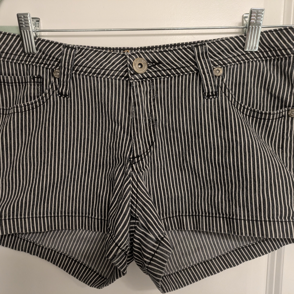 7 For All Mankind Black and White Jean Shorts with Pinstripe Pattern